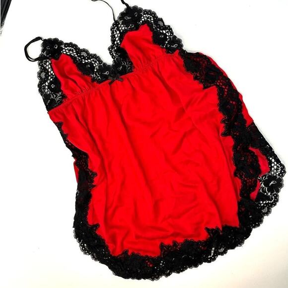 In Bloom by Jonquil Red and Black Lace Chemise Slip - Picture 1 of 5